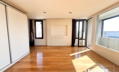 Venta Casa de 3 plantas, jardín y pileta en Palermo Chico