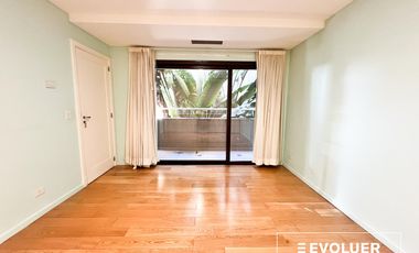 Venta Casa de 3 plantas, jardín y pileta en Palermo Chico