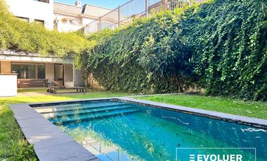 Venta Casa de 3 plantas, jardín y pileta en Palermo Chico
