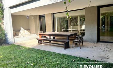 Venta Casa de 3 plantas, jardín y pileta en Palermo Chico