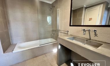 Venta Casa de 3 plantas, jardín y pileta en Palermo Chico