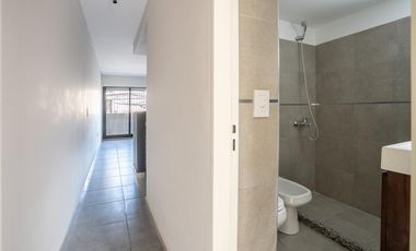 Venta Cocheras Cubiertas En Planta Baja Y Subsuelo Zona Facultades, Rosario