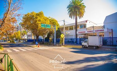 Casa en Venta en Av. Crescente Errázurriz antes de José Manuel Infante