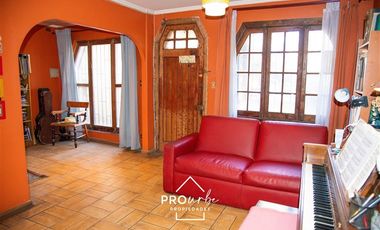 Casa en Venta en Av. Crescente Errázurriz antes de José Manuel Infante
