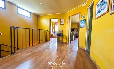 Casa en Venta en Av. Crescente Errázurriz antes de José Manuel Infante