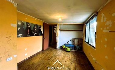 Casa en Venta en Amplio Terreno de 524 M2