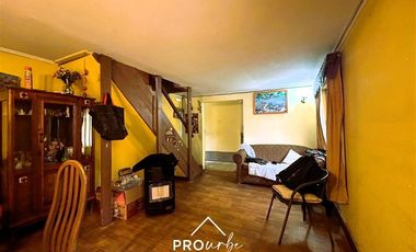 Casa en Venta en Amplio Terreno de 524 M2