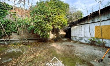 Casa en Venta en Amplio Terreno de 524 M2