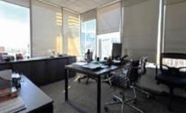 Oficina en Arriendo en Rosario Norte con Alonso de Córdova