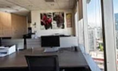 Oficina en Arriendo en Rosario Norte con Alonso de Córdova