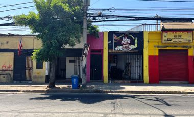 DOS LOCALES Y UNA VIVIENDA EN AV EL SALTO