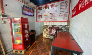 DOS LOCALES Y UNA VIVIENDA EN AV EL SALTO