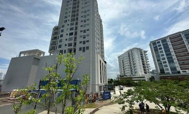 Venta de apartamento de dos niveles en Oceana Residences & Skyhomes