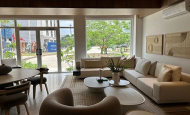 Venta de apartamento de dos niveles en Oceana Residences & Skyhomes