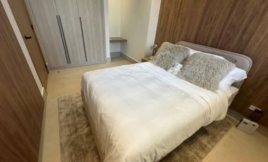 Venta de apartamento de dos niveles en Oceana Residences & Skyhomes
