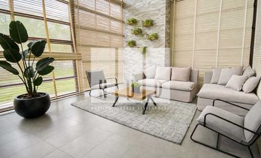 Departamento en venta  en LO BARNECHEA