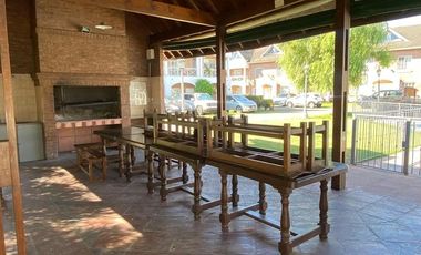 Alquiler Casa tipo Triplex en B° Cerrado El Mirador