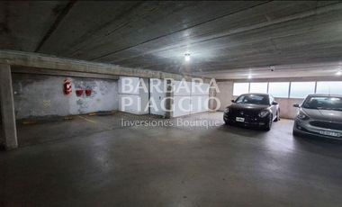PISO DE CATEGORIA - Avenida Freyre al 3100