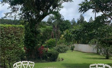 Finca en venta  de 1.8 hectáreas en El Valle de Antón (BO)