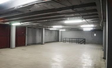 ALQUILO BODEGA EN CALIDONIA
