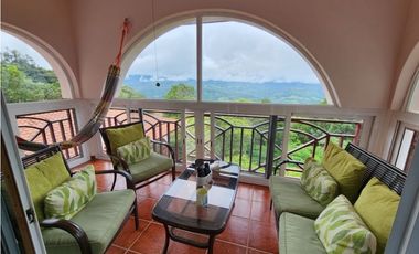 Vendo casa en Sora para  hacer un hostal