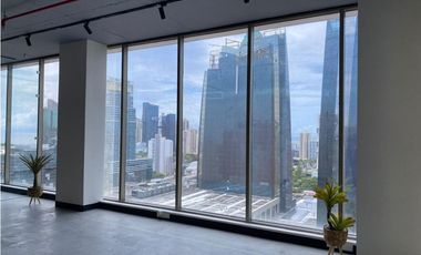 Oficina en el centro Obarrio en venta o alquiler