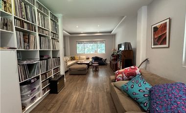 Casa unifamiliar en Clayton (Calle Croft)