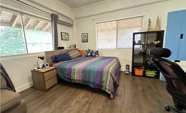 Casa unifamiliar en Clayton (Calle Croft)