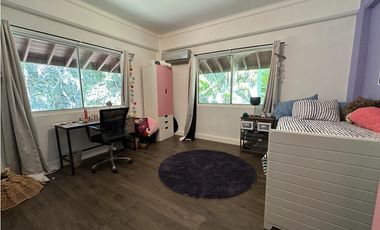 Casa unifamiliar en Clayton (Calle Croft)