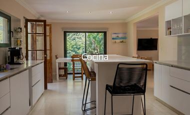 CASA 5 AMBIENTES EN VENTA, ALTOS DE MANZANARES, PILAR