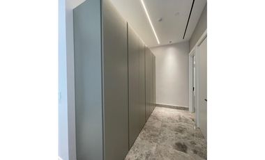 Venta Apartamento en Santa María, Edificio Empire