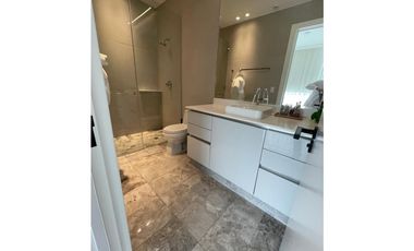 Venta Apartamento en Santa María, Edificio Empire