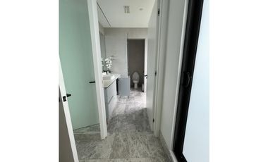Venta Apartamento en Santa María, Edificio Empire