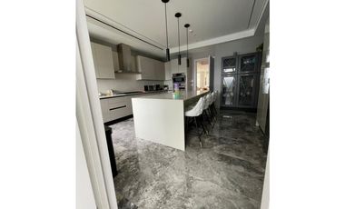 Venta Apartamento en Santa María, Edificio Empire