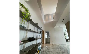 Venta Apartamento en Santa María, Edificio Empire