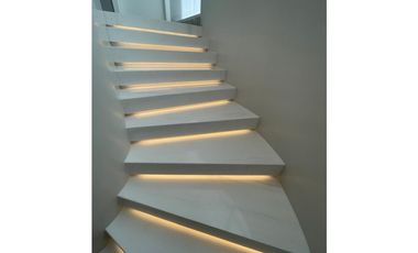 Venta Apartamento en Santa María, Edificio Empire