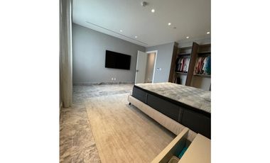 Venta Apartamento en Santa María, Edificio Empire