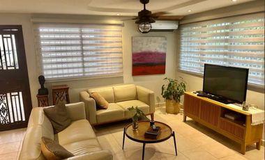 VENTA DE CASA UNIFAMILIAR EN CONDADO DEL REY