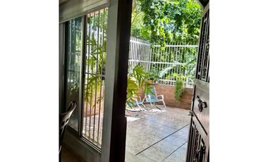 VENTA DE CASA UNIFAMILIAR EN CONDADO DEL REY