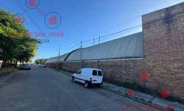 Galpón único por su ubicación y superficie. Consulte