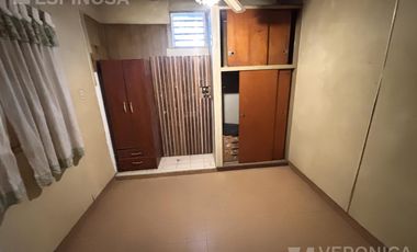 Casa en Moron Sur tres ambientes patio cochera parrilla