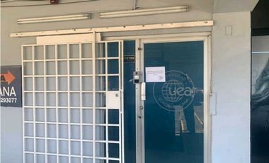 EDIFICIO COMERCIAL  EN EL CARMEN  DE 3 NIVELES  1007.96M2