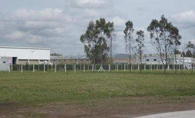 Lotes En Venta 800 m2 Zona Industrial a 200 Mts. Acceso Oeste - La Reja, Moreno