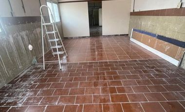 Casa de tres ambientes en alquiler, APTO COMERCIAL