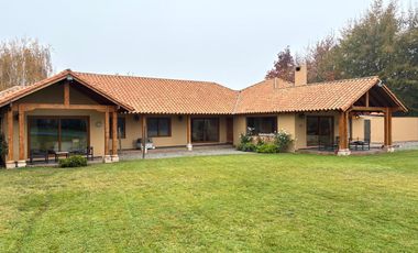 CASA EN VENTA EN PARCELA EN CONDOMINIO DE ZAPALLAR