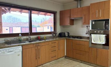 CASA EN VENTA EN PARCELA EN CONDOMINIO DE ZAPALLAR