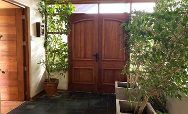 CASA EN VENTA EN PARCELA EN CONDOMINIO DE ZAPALLAR