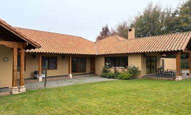 CASA EN VENTA EN PARCELA EN CONDOMINIO DE ZAPALLAR