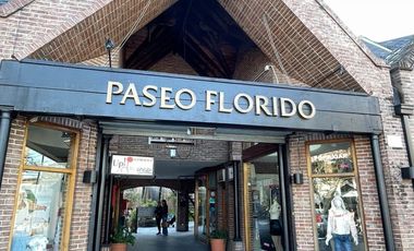 LOCAL COMERCIAL CENTRICO EN VENTA- HURLINGHAM