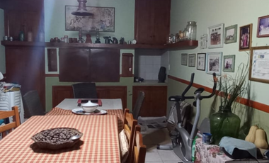 Casa en venta 3 dormitorios en barrio lomitas de oro